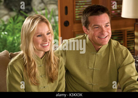 COUPLES RETREAT KRISTEN BELL, JASON BATEMAN        Date: 2009 Stock Photo