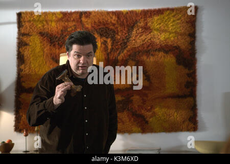 PLEASE GIVE OLIVER PLATT PLEASE GIVE     Date: 2010 Stock Photo