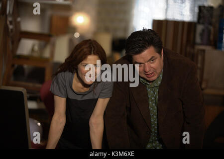 PLEASE GIVE CATHERINE KEENER, OLIVER PLATT PLEASE GIVE     Date: 2010 Stock Photo