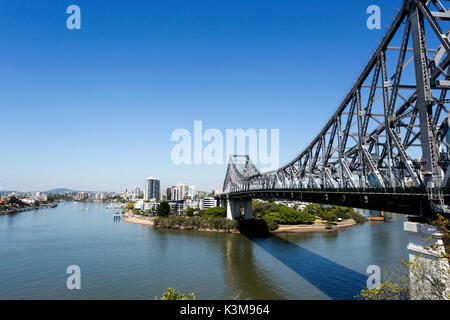 View towards the south side of the Story Bridge, a steel truss cantilever bridge spanning the Brisbane River, in Brisbane, Australia. Stock Photo