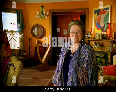 ABOUT SCHMIDT KATHY BATES Date: 2002 Stock Photo - Alamy