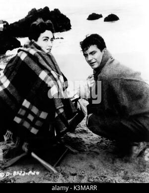 AUTUMN LEAVES [US 1956] JOAN CRAWFORD, CLIFF ROBERTSON     Date: 1956 Stock Photo