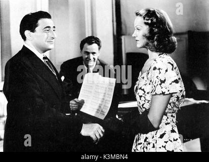 CARNEGIE HALL [US 1947] JAN PEERCE, HANS JARAY, RISE STEVENS     Date: 1947 Stock Photo