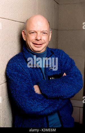 THE INCREDIBLES [US 2004] WALLACE SHAWN voices Gilbert Huph     Date: 2004 Stock Photo