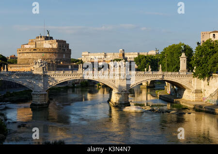 The Castel Sant'Angelo and the Sant'Angelo Bridge over the River Tiber in Rome, Italy Stock Photo