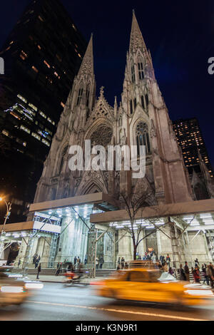 St. Patrick's Cathedral, Fifth Avenue, Manhattan, New York City, USA Stock Photo