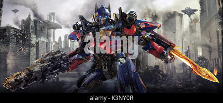 TRANSFORMERS:DARK SIDE OF THE MOON [US 2011] PETER CULLEN voices Optiumus Prime     Date: 2011 Stock Photo