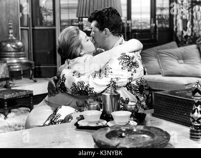 WHO'S BEEN SLEEPING IN MY BED? [US 1963] ELIZABETH MONTGOMERY, DEAN MARTIN     Date: 1963 Stock Photo