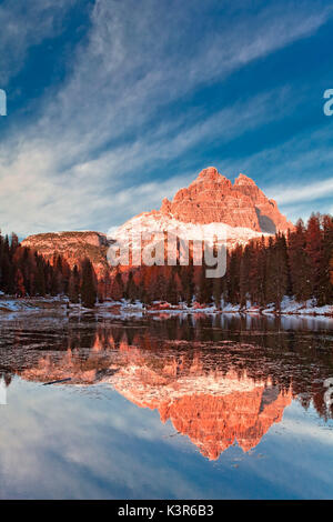 three-peaks-of-lavaredo-reflected-in-antorno-lake-stock-photo-alamy