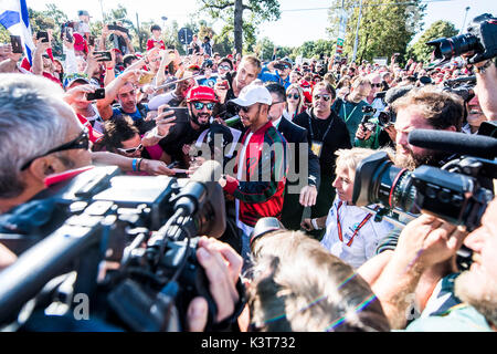 Monza, Italy. 3rd September, 2017.   Lewis Hamilton (GBR, Mercedes) during the F1 Grand Prix of Italy at Autodromo Nazionale Monza on September 3rd 2017 in Monza, Italy.  Photo by HZ/Pixathlon/phcimages.com/Alamy Live News Stock Photo