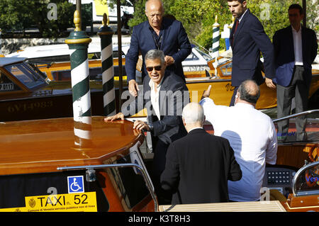 Venice, Italy. 01st Sep, 2017. George Clooney is seen leaving the Hotel Excelsior after giving interviews during the 74th Venice Film Festival on September 01, 2017 in Venice, Italy | usage worldwide Credit: dpa/Alamy Live News