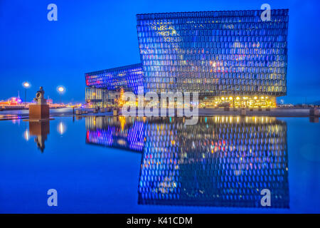 Harpa reykjavik concert hall and conference centre at night Stock Photo