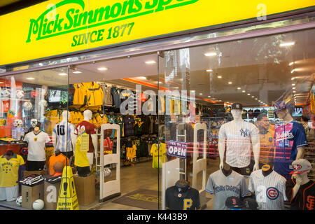 At mick simmons store hi res stock photography and images Alamy