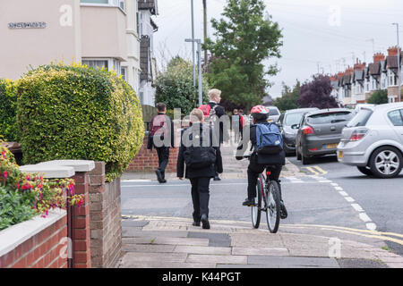 Northampton, UK. 5th Sep, 2017. First day back to School, Northampton. Pupils walking along Ardington rd heading towards the Northampton school for boys on the first day back. Credit: Keith J Smith./Alamy Live News