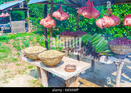 Small farmers roadside stalls offers wide range of fruits, vegetables and nuts in more affordable price, Sri Lanka Stock Photo