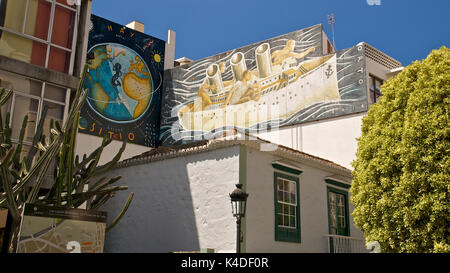 “Hay mil vientos posibles. hay mil rumbos a elegir” artwork mural painting by Javier de Juan in Los Llanos de Aridane (La Palma, Canary Islands,Spain) Stock Photo