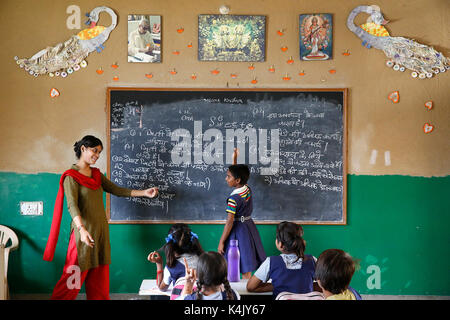 Sandipani Muni School for needy girls run by Food for Life, Vrindavan, Uttar Pradesh, India, Asia Stock Photo