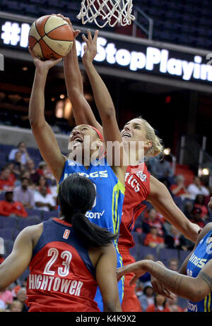 Washington, DC, USA. 6th Sep, 2017. 20170906 - Washington Mystics forward ELENE DELLE DONNE (11), back right, blocks a shot by Dallas Wings forward AERIAL POWERS (23) in the second half of a first-round game in the WNBA playoffs at Capital One Arena in Washington. Credit: Chuck Myers/ZUMA Wire/Alamy Live News Stock Photo