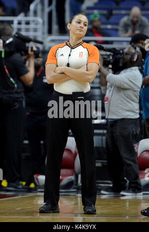 Washington, DC, USA. 6th Sep, 2017. 20170906 - Referee TIARA CRUSE (19) appears during a time out in the second half of a first-round game in the WNBA playoffs between the Washington Mystics and Dallas Wings at Capital One Arena in Washington. Credit: Chuck Myers/ZUMA Wire/Alamy Live News Stock Photo