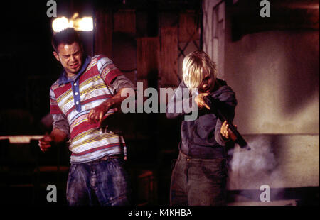 SEVERANCE (2006)  DANNY DYER  LAURA HARRIS  CHRISTOPHER SMITH (DIR)  UK FILM COUNCIL/MOVIESTORE COLLECTION LTD Stock Photo