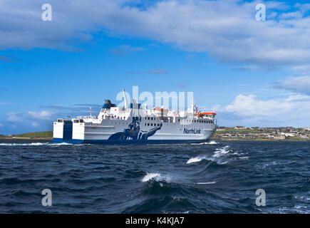 dh MV Hamnavoe NORTHLINK ORKNEY Scottish Serco ferry arriving ferries Stromness Scotland boat sailing ro ro uk Stock Photo