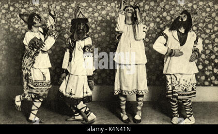 Igor Stravinsky's 'Rite of Spring'. 'L'Elue' (The Elect) - production at the Théâtre des Champs Elysées, Paris, 1913. Ballets Russes de Diaghilev . IS, Russian composer: 1882 - 1971. Photograph by Charles Gerschel. Stock Photo