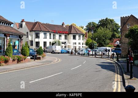 Church Square Shepperton Surrey UK Stock Photo