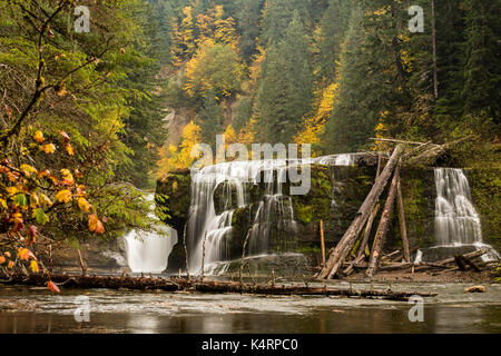 Lower Lewis Falls, located in the Gifford Pinchot National Forest ...