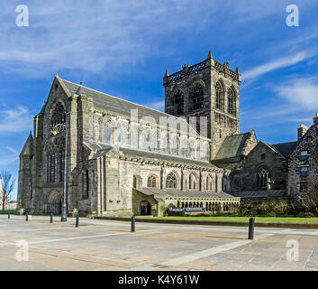 Paisley Abbey in Paisley Renfrewshire Scotland Stock Photo