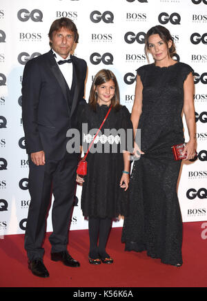 Photo Must Be Credited ©Alpha Press 079965 05/09/2017 Antonio Conte with wife Elisabetta Muscarello and daughter Vittoria Conte GQ Men Of The Year Awards 2017 at Tate Modern London Stock Photo