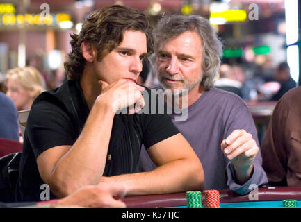 Photo Must Be Credited ©Alpha Press 070000 (2007) Director Curtis Hanson and Eric Bana as Huck Cheever in the movie Lucky You Stock Photo