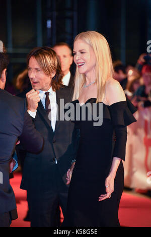 Toronto, Ontario, Canada. 8th Sep, 2017. Actress NICOLE KIDMAN and KEITH URBAN attend 'The Upside' Premiere during the 2017 Toronto International Film Festival at Roy Thomson Hall on September 8, 2017 in Toronto, Canada Credit: Igor Vidyashev/ZUMA Wire/Alamy Live News Stock Photo