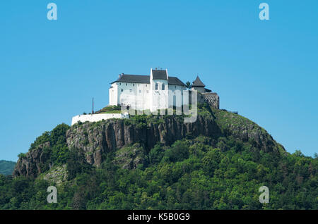 Castle Fuzer on hilltop in Hungary Stock Photo