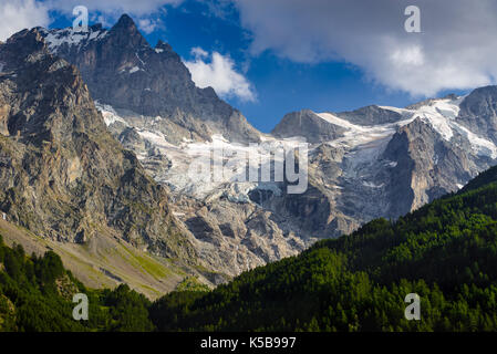 The Meije Peak in summer with the Meije Glacier and Rateau Glacier view from the village of La Grave. Ecrins National Park, Hautes-Alpes, Southern Fre Stock Photo