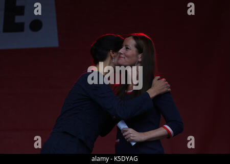 Frankfurt, Germany. 08th Sep, 2017. Sahra Wagenknecht speaking in Frankfurt hugging Janine Wissler. Credit: Alexander Pohl/Pacific Press/Alamy Live News Stock Photo