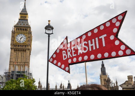 Central London, UK. 9th Sep, 2017. Balloons spell out the word Remain on front of Big Ben and Houses of Parliament. Thousands rally in the People's March for Europe to voice their concerns over Brexit and demonstrate against the current handling of the UK's exit from the European Union. A Brexshi sign is held up in front of Bog Ben in Parliament Square. The march progresses from Hyde Park through central London, Trafalgar Square and ends in Parliament Square where speakers take to the stage. Credit: Imageplotter News and Sports/Alamy Live News Stock Photo