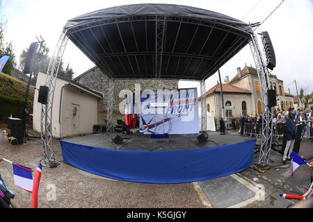 Brachay, France. 09th Sep, 2017. French leader of the far-right Front National party Marine Le Pen delivers a back-to-work speech on September 9, 2017 in Brachay, eastern France. Credit: francois pauletto/Alamy Live News Stock Photo