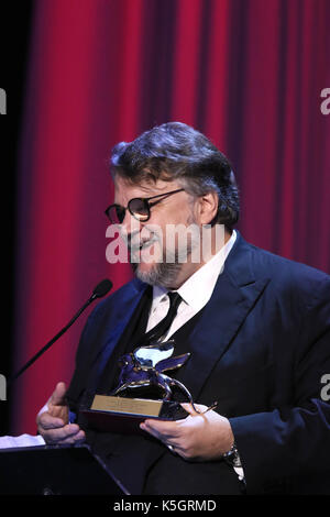 Venice, Italy. 9th September, 2017. : Guillermo del Toro, Golden Lion Award for the movie ' The shape of water '. 74th Venice International Film Festival    Credit © Ottavia Da Re/Sintesi/Alamy Live News