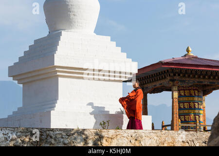 Nuns at the Sangchen Dorji Lhuendup nunnery above Punakha, Western Bhutan. Stock Photo