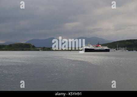 Cal Mac Ferry 'Isle of Mull' at Craignure Stock Photo