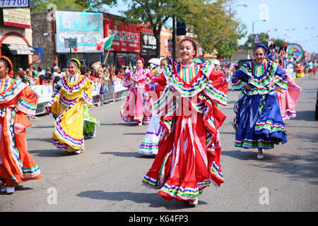 Chicago, USA. 10th Sep, 2017. People participate in a parade ahead of the Mexican Independence day in Chicago, the United States on Sept. 10, 2017. Credit: Liu Yifang/Xinhua/Alamy Live News Stock Photo