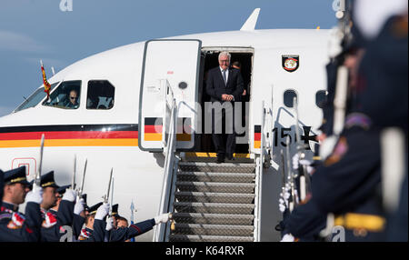 Prague, Czech Republic. 12th Sep, 2017. German president Frank-Walter Steinmeier arrives at the airport in Prague, Czech Republic, 12 September 2017. The German president will be in the Czech Republic's capital for an one-day inaugural visit. Photo: Bernd von Jutrczenka/dpa/Alamy Live News Stock Photo