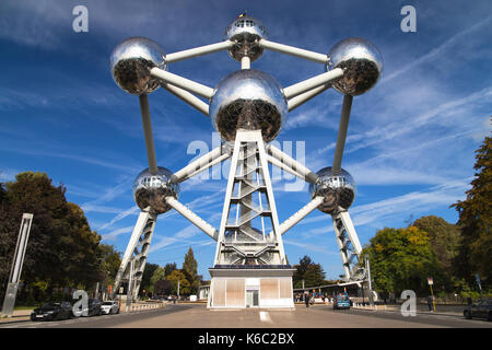 The Atomium, designed by Andre Waterkeyn and Andre and Jean Polak, it was built for the Expo 1958 in Brussels, Belgium. Stock Photo
