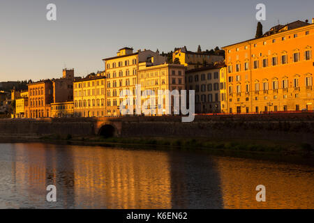 Buildings bathed in dawn light on the River Arno in Florence, Tuscany Italy Europe EU Stock Photo