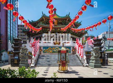 Entrance gate to Mazu Miao Temple in Chinatown, Yokohama, Japan, Asia. Stock Photo