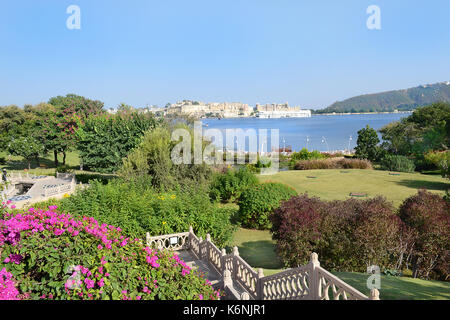 UDAIPUR, INDIA - NOVEMBER 4, 2015: The Oberoi Udaivilas grounds. The luxury hotel is situated on Lake Pichoola in Udaipur, Rajasthan, India. Stock Photo