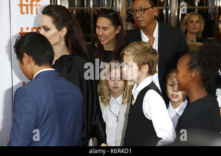 Toronto, Kanada. 11th Sep, 2017. Angelina Jolie, Vivienne Marcheline Jolie-Pitt, Shiloh Jolie-Pitt, Knox Leon Jolie-Pitt and Zahara Jolie-Pitt attending the 'First They Killed My Father: A Daughter of Cambodia Remembers' premiere during the 42nd Toronto International Film Festival at Princess of Wales Theatre on September 11, 2017 in Toronto, Canada | Verwendung weltweit/picture alliance Credit: dpa/Alamy Live News Stock Photo
