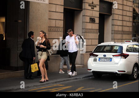 Milan, Milan Skriniar and girlfriend in shopping center ...