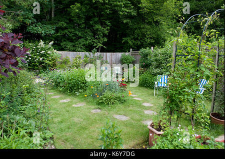 Wildlife Garden, Kent, UK, planted with flowers and shrubs to attract various birds, insects and other wildlife Stock Photo