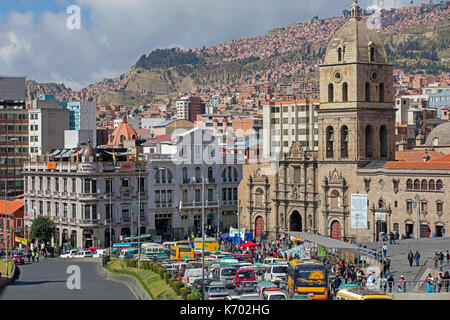 Busy traffic and the Iglesia San Francisco / San Francisco Church / Basilica of San Francisco, Plaza San Francisco in the city La Paz, Bolivia Stock Photo